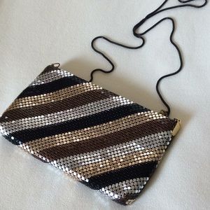 Classy clutch/shoulder bag